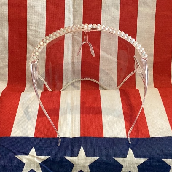 COVID Rhinestone Embellished Face Shields (Bling), NEW IN BOX - Picture 2 of 5